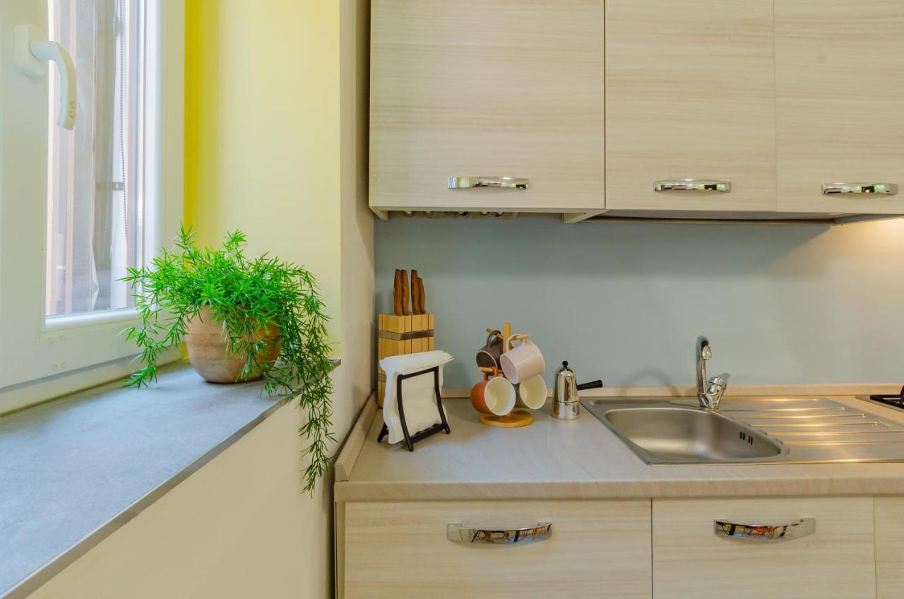 Navigli-Tortona - Aesthetic Suite Милано Екстериор снимка